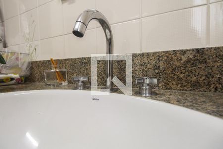 Casa à venda com 250m², 3 quartos e 5 vagas Casa à venda com 250m², 3 quartos e 5 vagasBanheiro Social