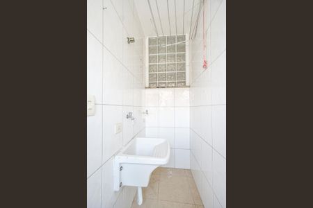 Casa para alugar com 80m², 2 quartos e sem vagaÁrea de Serviço