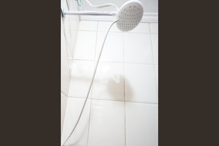 Casa para alugar com 80m², 2 quartos e sem vagaChuveiro