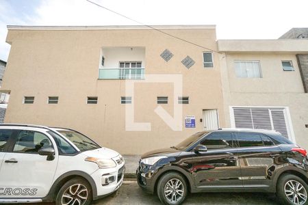 Casa para alugar com 80m², 2 quartos e sem vagaFachada