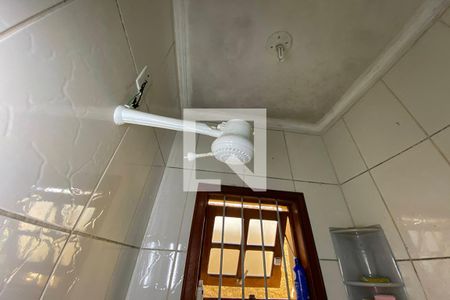 Casa à venda com 247m², 2 quartos e 2 vagasChuveiro do Banheiro Social 1