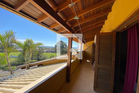 Casa à venda com 247m², 2 quartos e 2 vagasSacada da Suíte