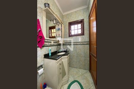 Casa à venda com 247m², 2 quartos e 2 vagasBanheiro da Suíte