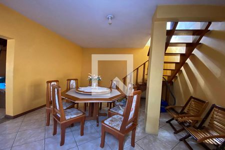 Casa à venda com 247m², 2 quartos e 2 vagasSala de Jantar