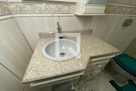 Casa à venda com 247m², 2 quartos e 2 vagasPia do Banheiro Social 2