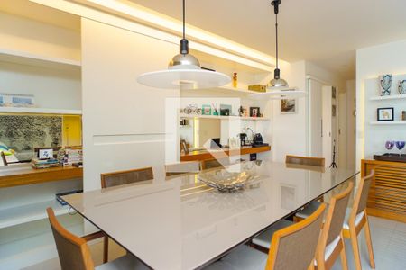 Apartamento à venda com 181m², 3 quartos e 3 vagasSala