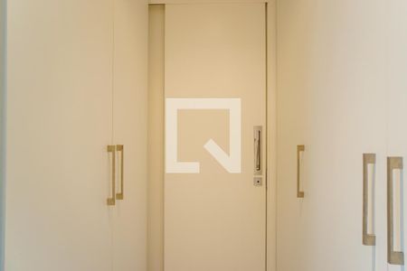 Apartamento à venda com 181m², 3 quartos e 3 vagasQuarto de Serviço