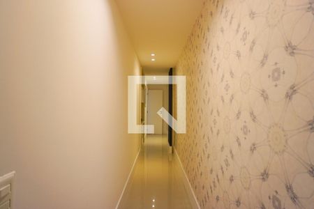 Apartamento à venda com 181m², 3 quartos e 3 vagasCorredor