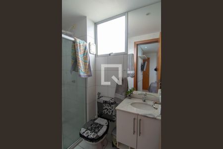 Banheiro da Suíte de apartamento para alugar com 3 quartos, 68m² em Piatã, Salvador