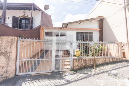 Fachada de casa para alugar com 2 quartos, 120m² em Vila Curuca, Santo André