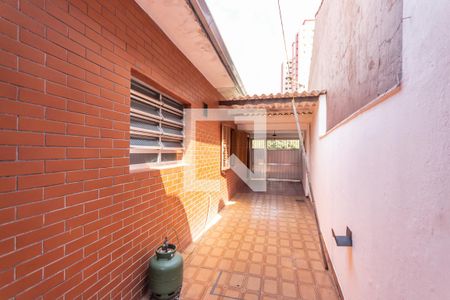Casa para alugar com 120m², 2 quartos e 2 vagas Casa para alugar com 120m², 2 quartos e 2 vagasGaragem e Quintal