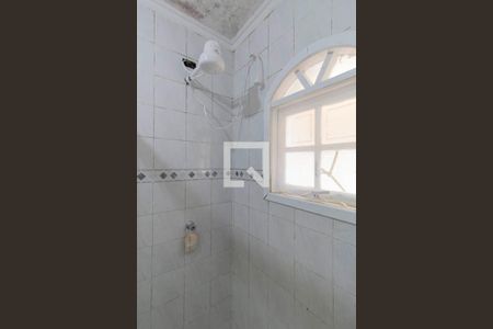 Casa à venda com 380m², 3 quartos e 2 vagasBanheiro 2