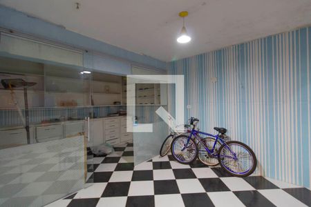 Casa à venda com 380m², 3 quartos e 2 vagasQuarto de Serviço