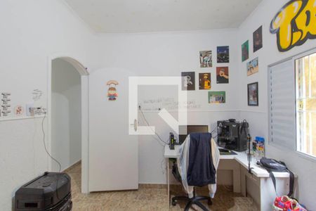 Casa à venda com 380m², 3 quartos e 2 vagasQuarto 2