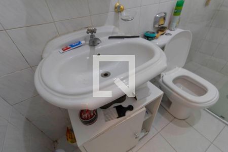 Casa à venda com 380m², 3 quartos e 2 vagasBanheiro 2