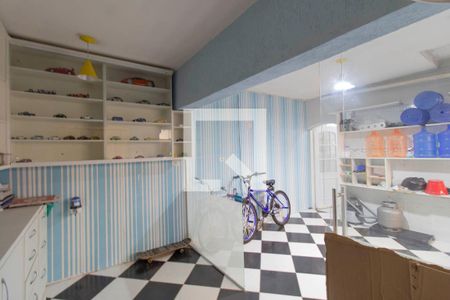 Casa à venda com 380m², 3 quartos e 2 vagasQuarto de Serviço