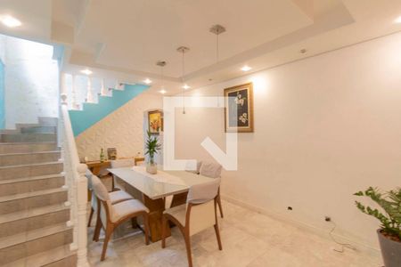 Sala de casa à venda com 3 quartos, 380m² em Vila União (zona Leste), São Paulo