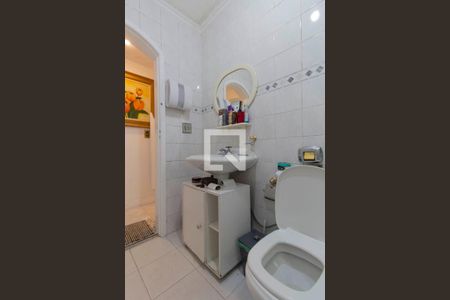 Casa à venda com 380m², 3 quartos e 2 vagasBanheiro 2