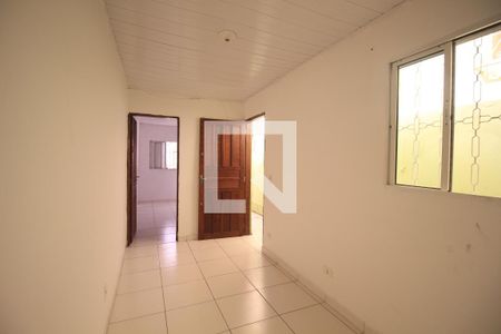 Sala de casa para alugar com 1 quarto, 35m² em Vila Mazzei, São Paulo