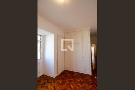 Apartamento à venda com 175m², 4 quartos e 1 vagaQuarto 2