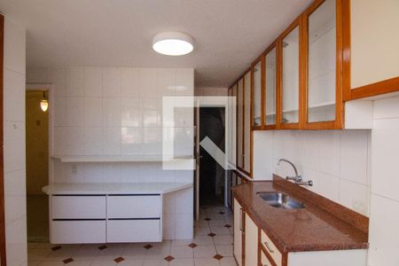 Apartamento à venda com 175m², 4 quartos e 1 vagaCozinha