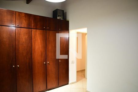 Casa de condomínio para alugar com 280m², 4 quartos e 4 vagasSuíte 2 