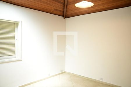 Casa de condomínio para alugar com 280m², 4 quartos e 4 vagasQuarto 1 