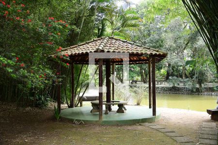 Casa de condomínio para alugar com 280m², 4 quartos e 4 vagasQuiosque