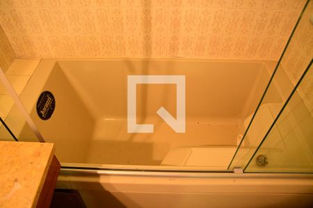 Casa de condomínio para alugar com 280m², 4 quartos e 4 vagasBanheiro Social