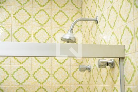 Casa de condomínio para alugar com 280m², 4 quartos e 4 vagasBanheiro da Suíte 2