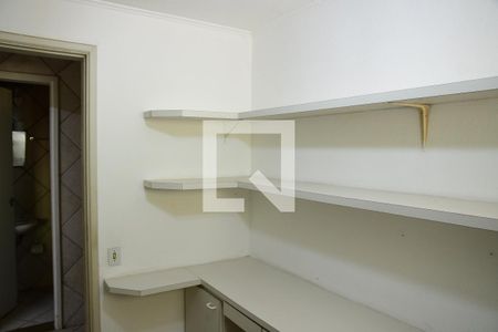 Casa de condomínio para alugar com 280m², 4 quartos e 4 vagasDespensa