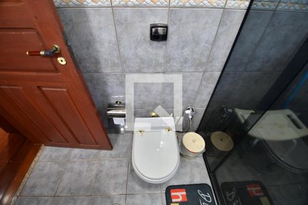 Casa à venda com 340m², 4 quartos e 2 vagasBanheiro 1