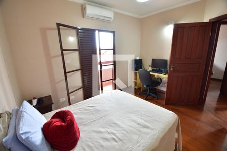 Casa à venda com 340m², 4 quartos e 2 vagasQuarto 3