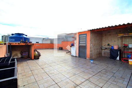 Casa à venda com 240m², 3 quartos e 3 vagasCobertura / Área de Serviço