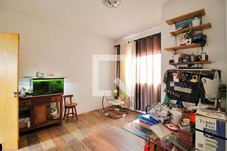 Casa à venda com 240m², 3 quartos e 3 vagasSuíte 2