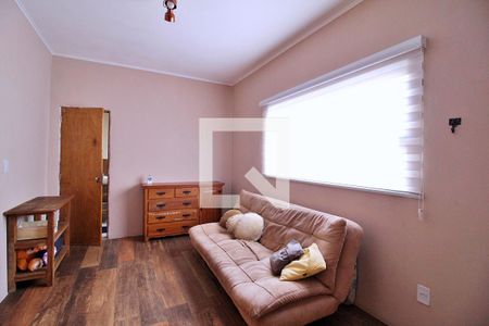 Casa à venda com 240m², 3 quartos e 3 vagasSuíte 3