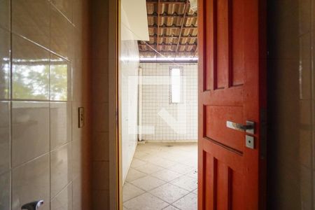 Apartamento para alugar com 120m², 2 quartos e 2 vagasBanheiro de Serviço