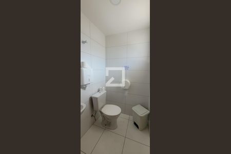 Apartamento para alugar com 57m², 2 quartos e 1 vagaBanheiro do salão de festas