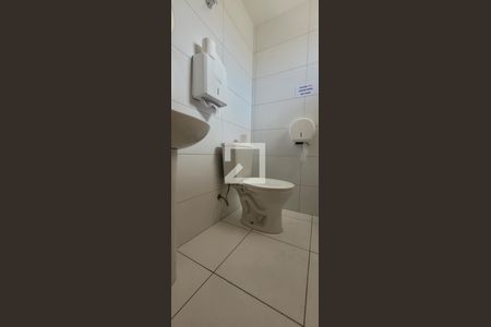 Apartamento para alugar com 57m², 2 quartos e 1 vagaBanheiro do salão de festas