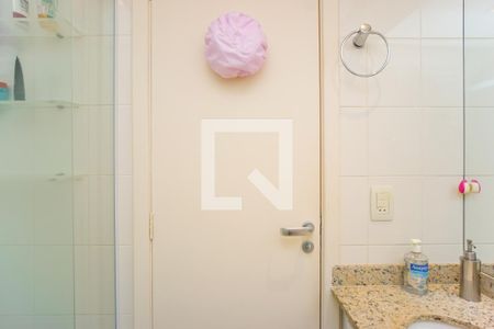 Casa de condomínio à venda com 320m², 6 quartos e 3 vagasBanheiro da Suíte 2