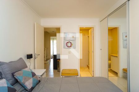 Casa de condomínio à venda com 320m², 6 quartos e 3 vagasSuíte 2