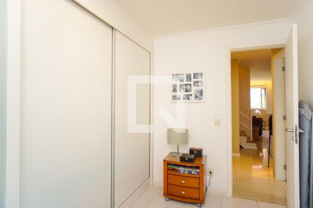 Casa de condomínio à venda com 320m², 6 quartos e 3 vagasQuarto