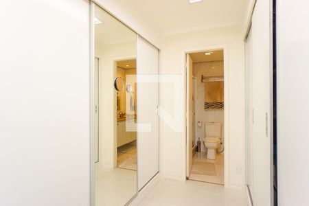 Casa de condomínio à venda com 320m², 6 quartos e 3 vagasCloset da Suíte 1
