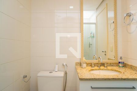 Casa de condomínio à venda com 320m², 6 quartos e 3 vagasBanheiro da Suíte 3