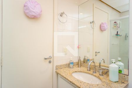 Casa de condomínio à venda com 320m², 6 quartos e 3 vagasBanheiro da Suíte 2