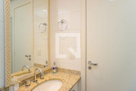 Casa de condomínio à venda com 320m², 6 quartos e 3 vagasBanheiro da Suíte 3