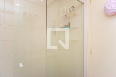 Casa de condomínio à venda com 320m², 6 quartos e 3 vagasBanheiro da Suíte 2