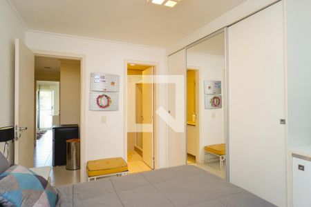 Casa de condomínio à venda com 320m², 6 quartos e 3 vagasSuíte 2