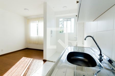 Sala/Cozinha de apartamento para alugar com 2 quartos, 41m² em Jardim Esmeralda, São Paulo