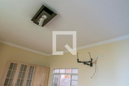 Casa para alugar com 130m², 3 quartos e 6 vagas Casa para alugar com 130m², 3 quartos e 6 vagasCozinha
